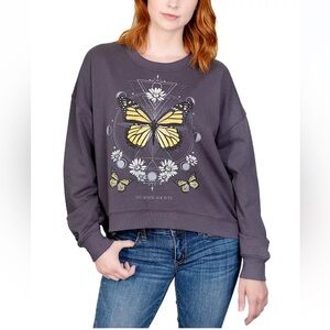 Rebellious One Butterfly Daisy Graphic Sweatshirt 🌼
